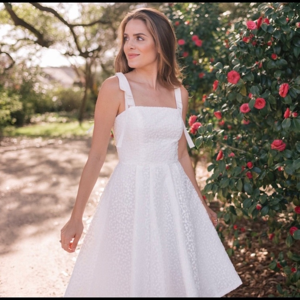 Gal Meets Glam Helen Dress